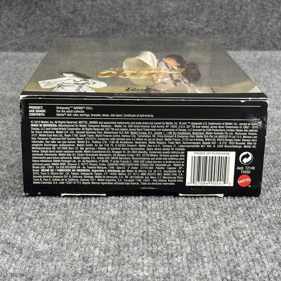 Barbie Collector James Bond 007 Octopussy Doll‎ Black Label 2010 Boxed T4550 - Picture 8 of 12